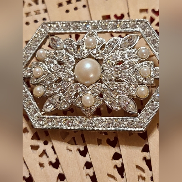 Vintage Brooch for sale - Picture 3 of 9